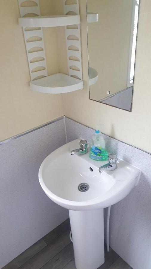 Holiday Home In Lyons Robin Hood Holiday Park Meliden Εξωτερικό φωτογραφία