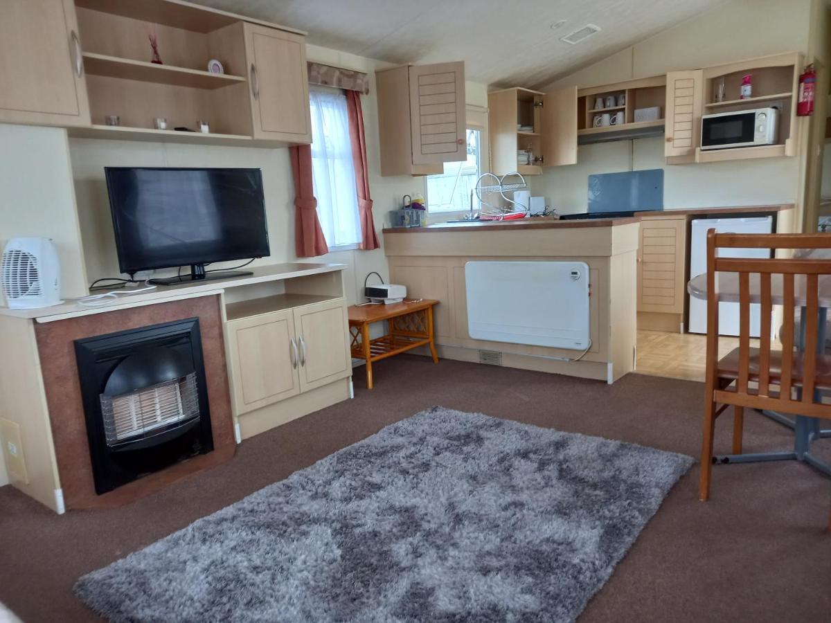 Holiday Home In Lyons Robin Hood Holiday Park Meliden Εξωτερικό φωτογραφία